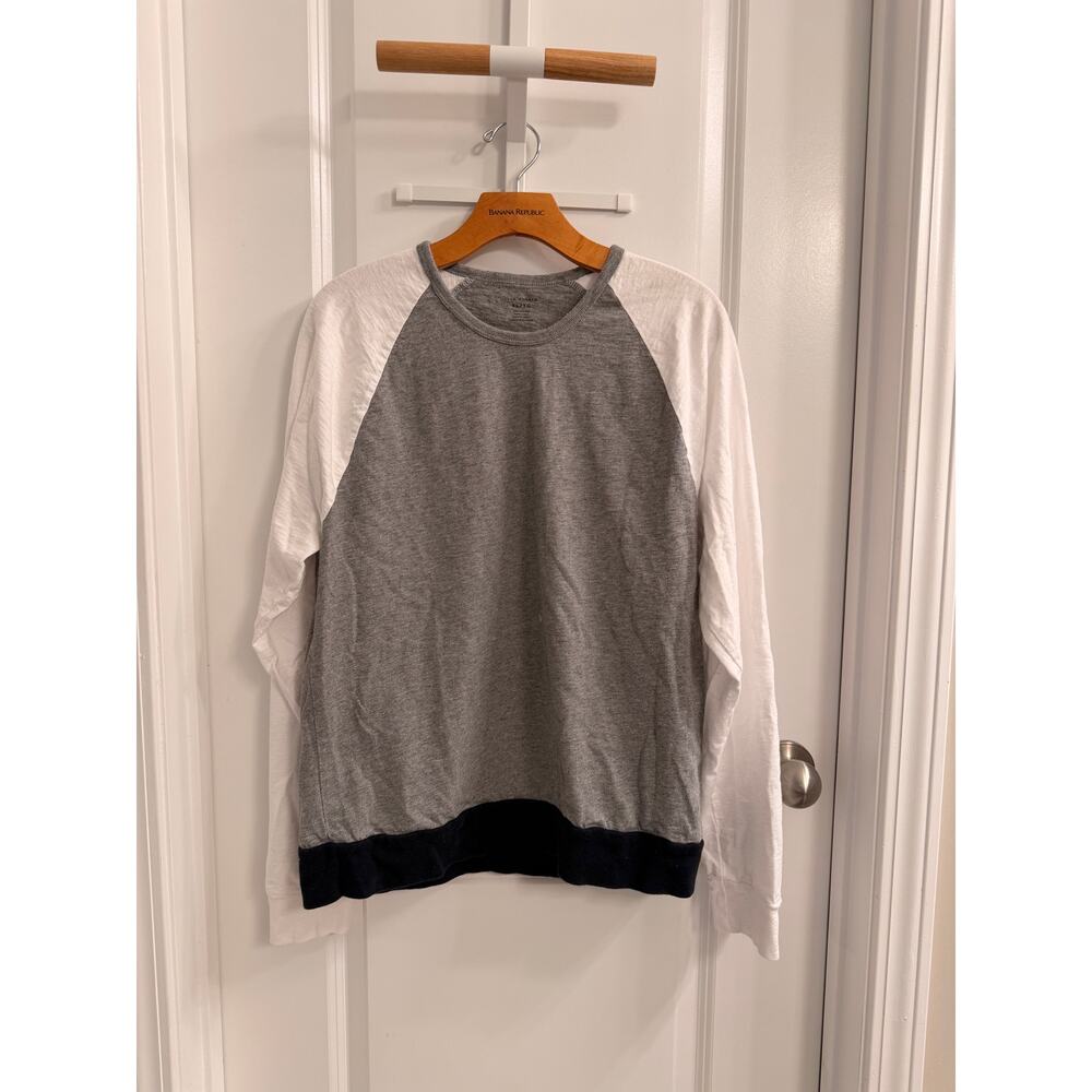 Club Monaco long sleeved sweatshirt